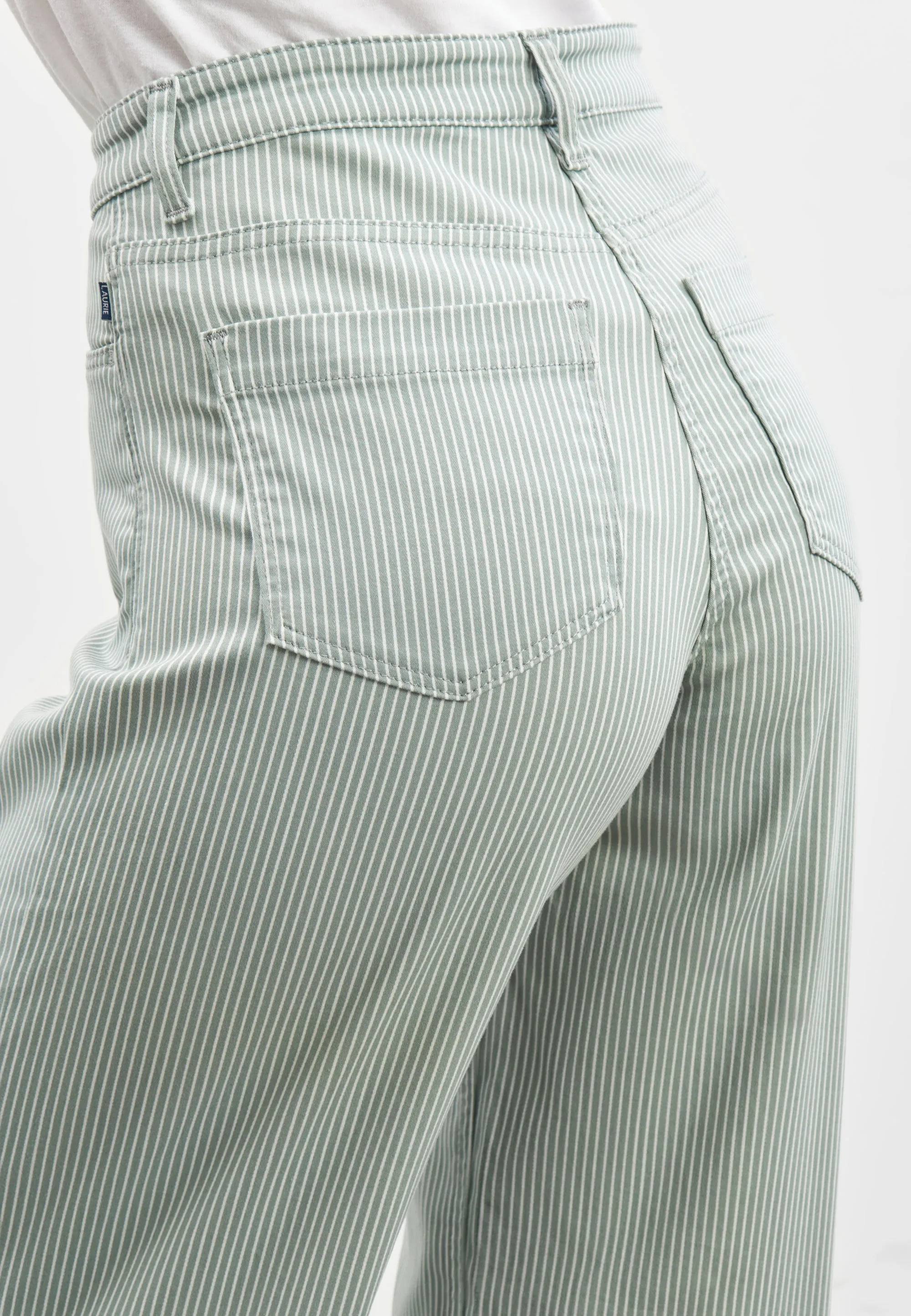 Carol Loose - Medium Length - Sage Stripe