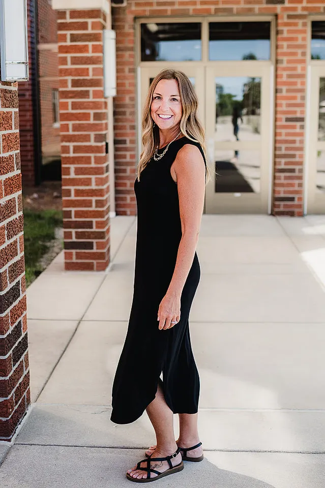 Flowy Sleeveless Dress