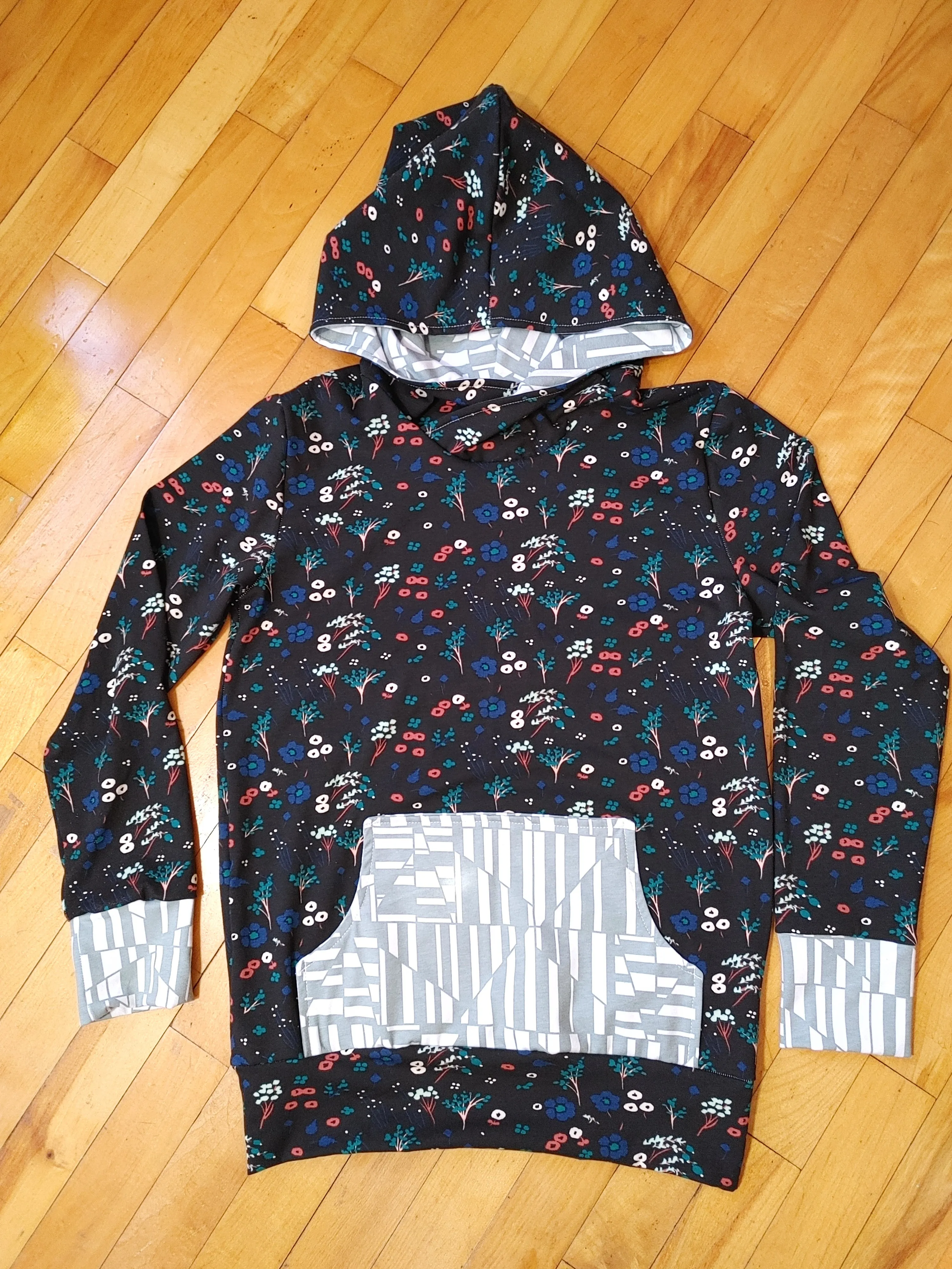 Twigs/Geometric (adult)