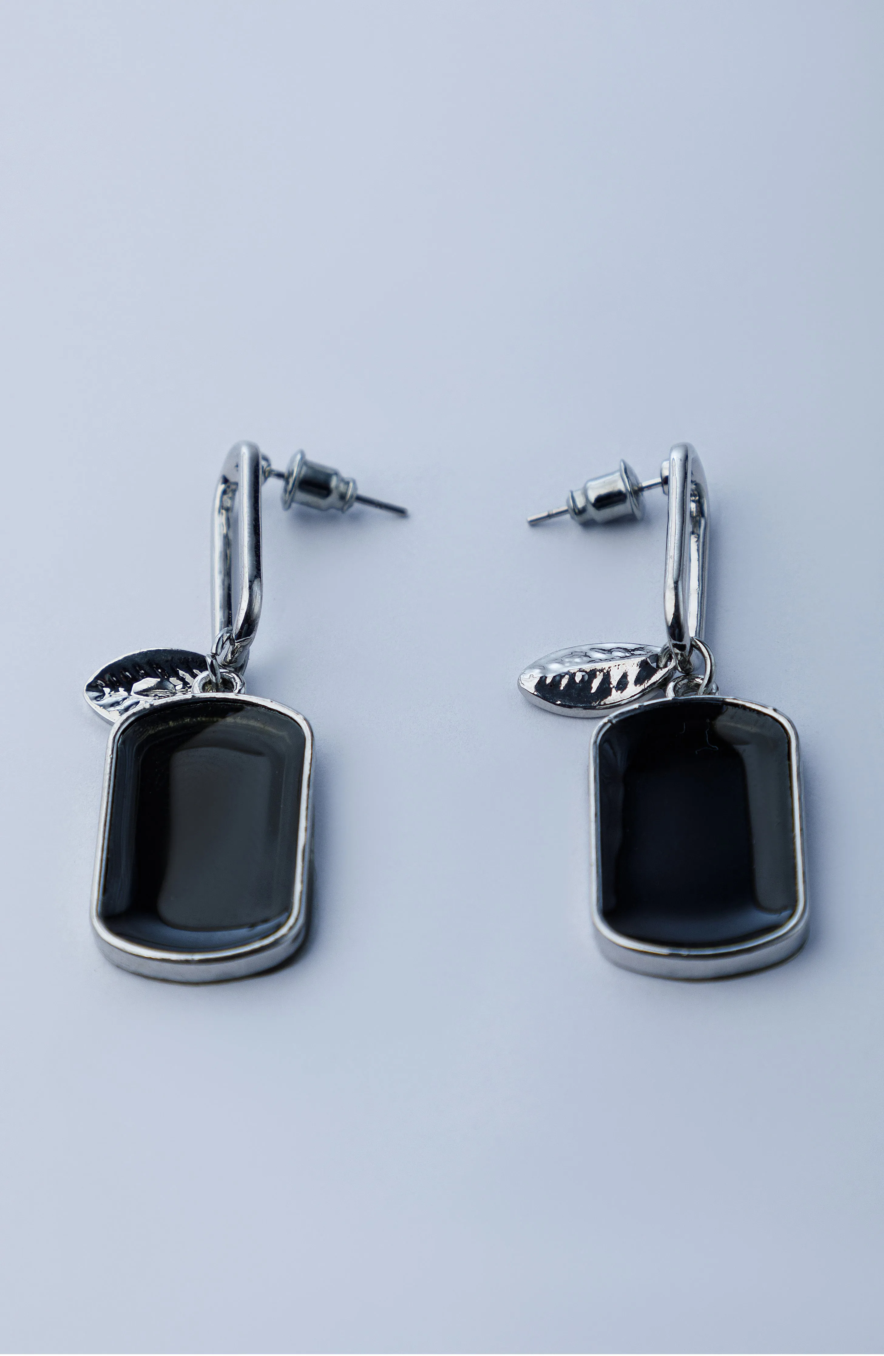 WOMEN EARRINGS - BLACK (WAJE23W-1001)